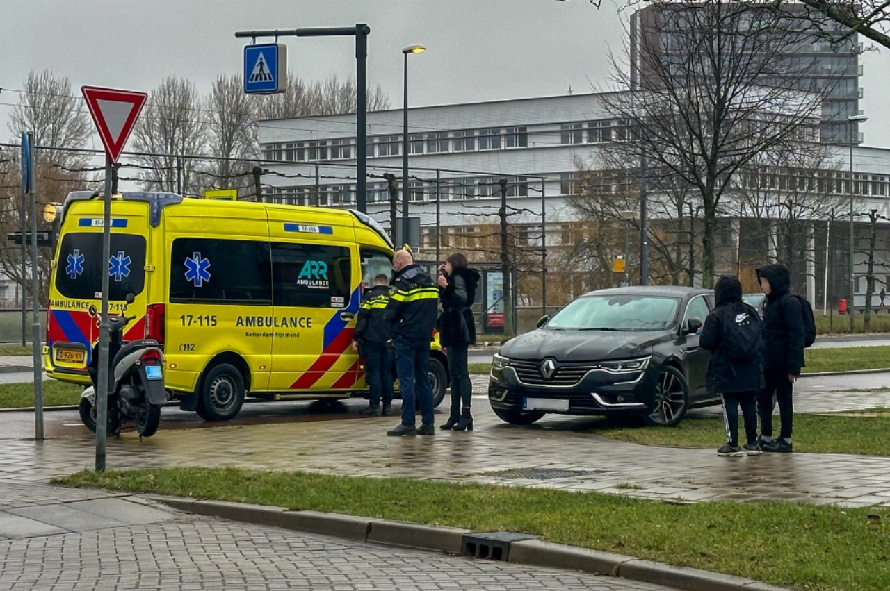 Scooterrijder gewond bij aanrijding